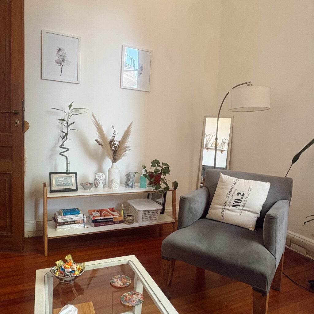 Edited in Tezza with: Vintage & Recortar