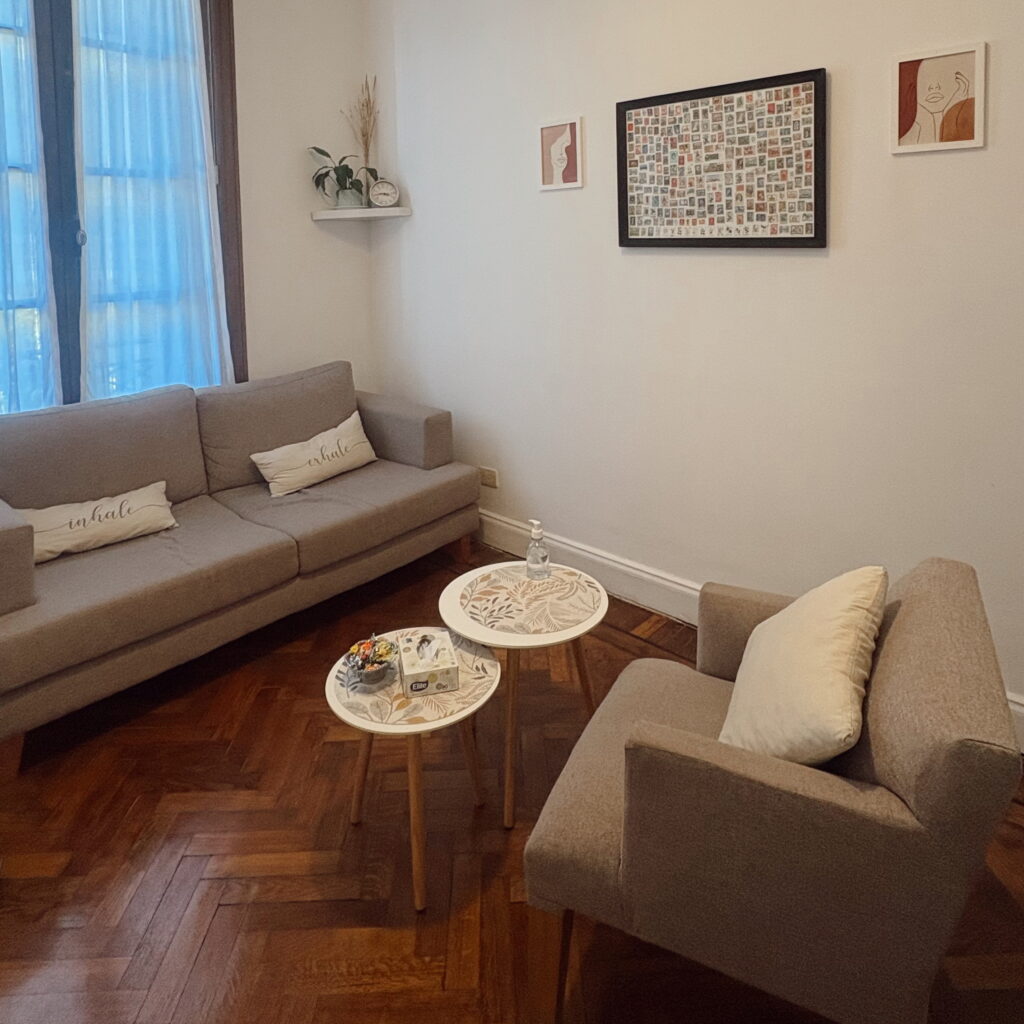 Edited in Tezza with: Vintage & Recortar