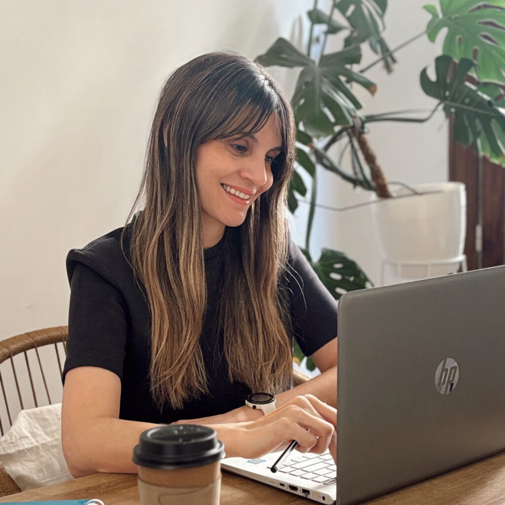 Edited in Tezza with: Vintage & Recortar